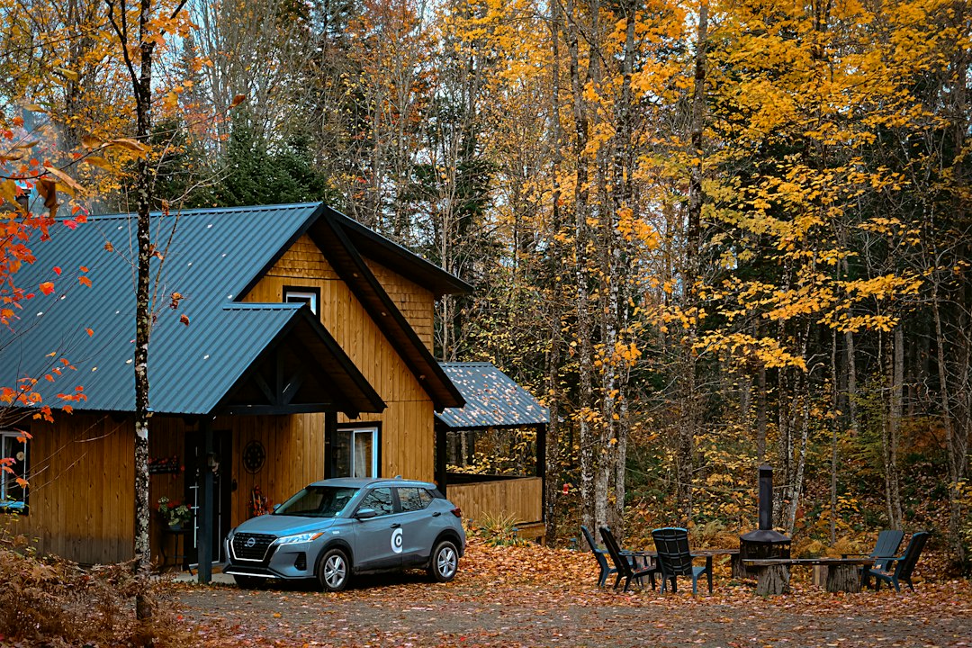 Wooden chalet cabin in the woods, chalet and cottage insurance in the Laurentides, Quebec